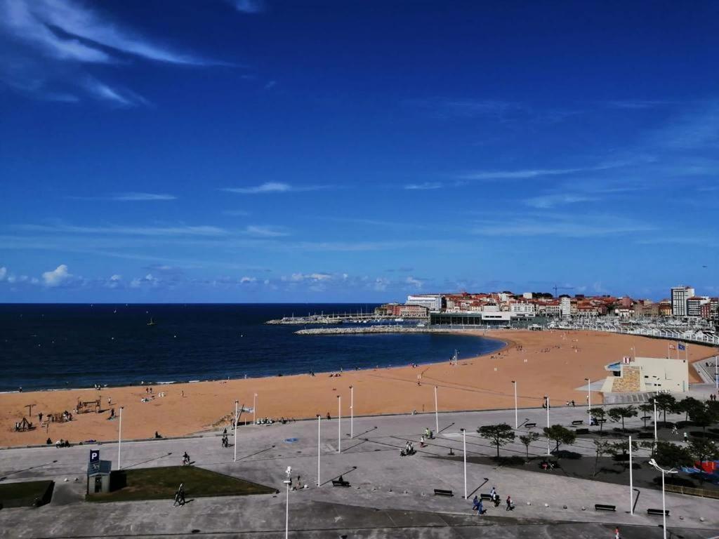 El Sexto De La Playa + Parking Gratis Apartman Gijón Kültér fotó